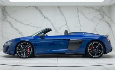 Audi R8 V10 PERFORMANCE CARBON BLACK SPYDER 6