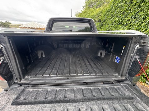 Ford Ranger Wildtrak | Auto | 2 LT | Double Cab | Tow Bar | Cam | Roller Shutter | EURO 9