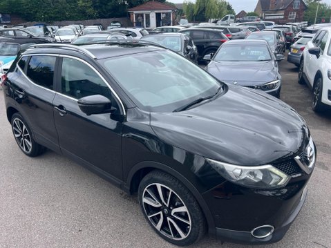 Nissan Qashqai 1.2 DIG-T Tekna XTRON 2WD Euro 6 (s/s) 5dr 8