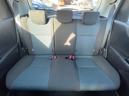 Toyota Yaris 1.3 Yaris TR VVT-i 5dr 40