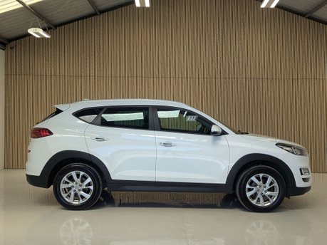 Hyundai TUCSON 1.6 Tucson SE Nav GDi 2WD 5dr 13