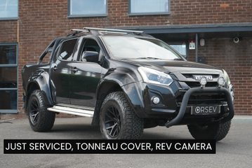 Isuzu D-Max AT35 Just Serviced New Pads and Discs Tow Hitch Tonneau Cover Rev Camera 