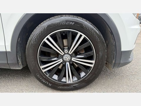Volkswagen Tiguan 1.4 Tiguan SE Nav TSi 5dr 32