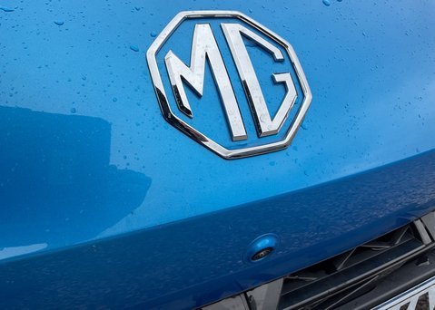 MG MG3 TROPHY 3