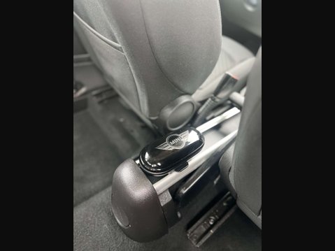 Mini Countryman 2.0 Countryman Cooper SD ALL4 Auto 4WD 5dr 34