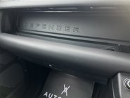 Land Rover Defender V8 58