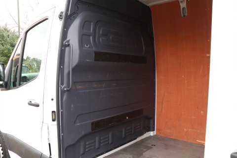 Mercedes-Benz Sprinter 2.0 CDI PremiumFWD L2 H2 150 ps 10
