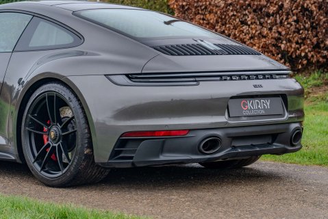 Porsche 911 3.0 911 Carrera GTS PDK 27