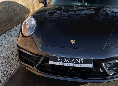 Porsche 911 Carrera 4S (992) 25