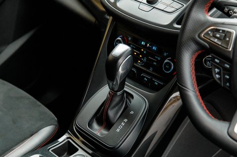 Ford Kuga ST-LINE EDITION TDCI 33