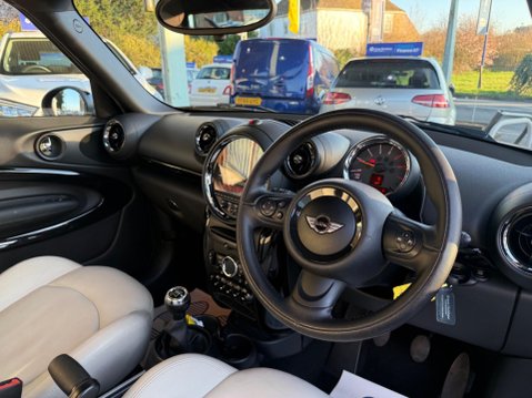 Mini Paceman 1.6 Cooper D Euro 5 (s/s) 3dr 13