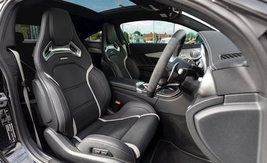 Mercedes-Benz C Class C63 S BRABUS B40-600 12