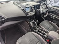 Ford Kuga ST-LINE TDCI 14
