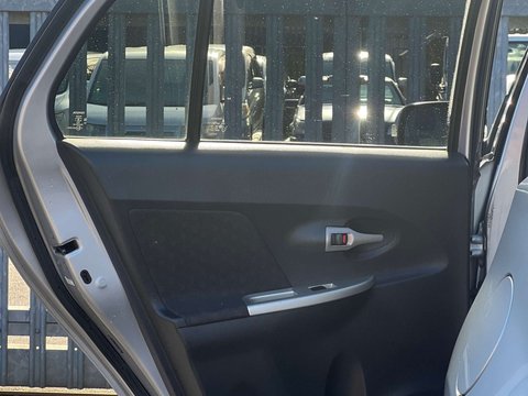 Toyota Urbancruiser 1.4 Urban Cruiser D-4D 4WD 5dr 39