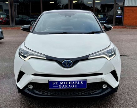 Toyota C-HR 1.8 C-HR-Dynamic HEV CVT 5dr 5