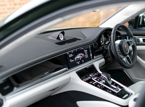 Porsche Panamera Turbo S E-Hybrid 17