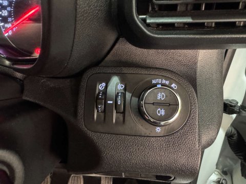 Vauxhall Combo 1.5 Combo 2300 Professional Turbo D S/S 13