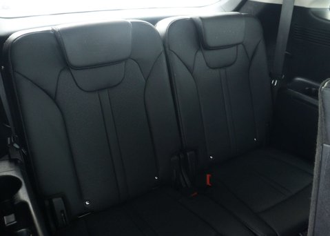 Kia Sorento 1.6 T-GDi 13.8kWh 3 SUV 5dr Petrol Plug-in Hybrid Auto AWD Euro 6 (s/s) (26 52