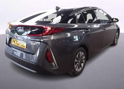 Toyota Prius 1.8 VVT 8.8kWh Business Edition Plus Hatchback 5dr Petrol Plug-in Hybrid CV 8