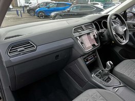 Volkswagen Tiguan 1.5 Tiguan Life TSi 5dr 17