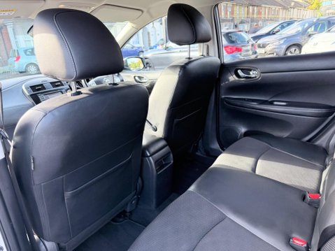 Nissan Pulsar 1.2 DIG-T N-Connecta XTRON Euro 6 (s/s) 5dr 27