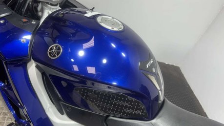 Yamaha FJR1300 2005 49K FULL LUGGAGE NEW MOT NEW TYRES SERVICED 7