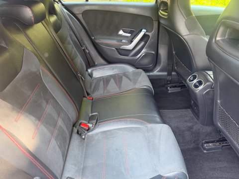 Mercedes-Benz A Class 1.3 A180 AMG Line (Executive) 7G-DCT Euro 6 (s/s) 5dr 30