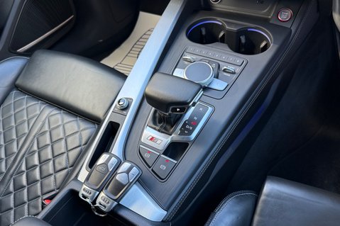 Audi S4 S4 TFSI QUATTRO AVANT -PAN ROOF -VIRTUAL COCKPIT -CAMERA -B&O-FULL AUDI S/H 54