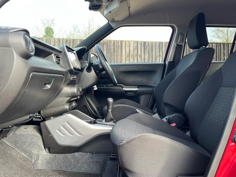 Suzuki Ignis SZ-T DUALJET MHEV 21