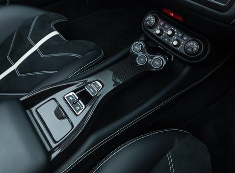 Ferrari California 30 26