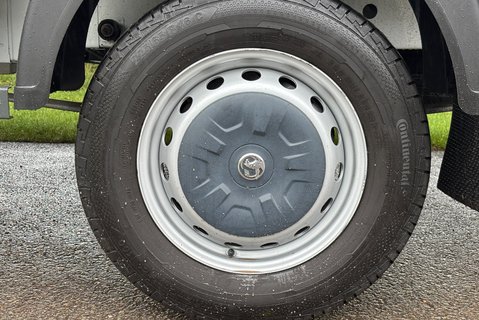 Vauxhall Movano F3500 L3 H1 125 ps Cdti Crew Cab Dropside with Tail Lift - Air Con 29
