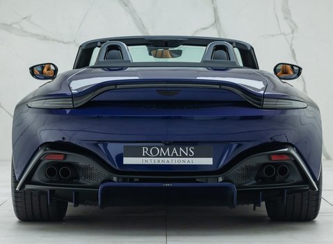 Aston Martin V8 Vantage ROADSTER 11