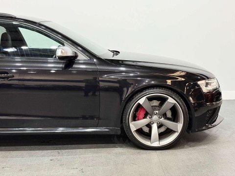 Audi RS4 4.2 FSI V8 Estate 5dr Petrol S Tronic quattro Euro 5 (450 ps) 17