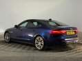 Jaguar XF V6 S 9