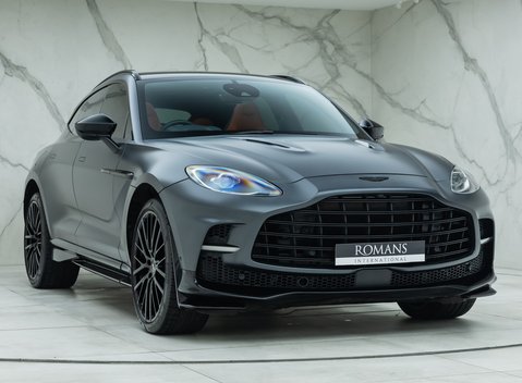 Aston Martin DBX 707 6