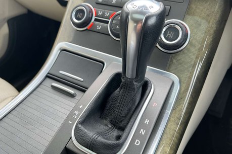 Land Rover Range Rover Sport 3.0 TD V6 HSE SUV 5dr Diesel CommandShift 4WD Euro 4 (245 ps) 27