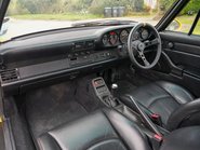 Porsche 911 CARRERA 4 8