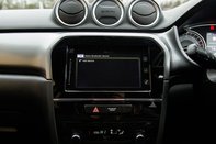 Suzuki Vitara SZ-T BOOSTERJET MHEV 23