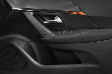 Peugeot 2008 PURETECH S/S ACTIVE PREMIUM 36