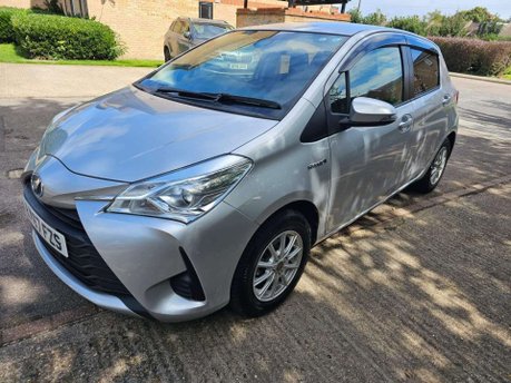 Toyota Yaris 1.5 VVT-h Icon Tech E-CVT Euro 6 (s/s) 5dr 19
