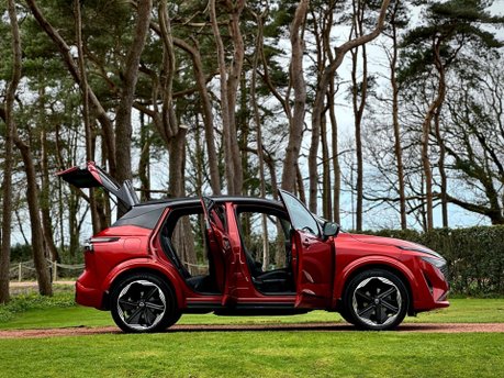 Nissan Qashqai DIG-T N-DESIGN 13
