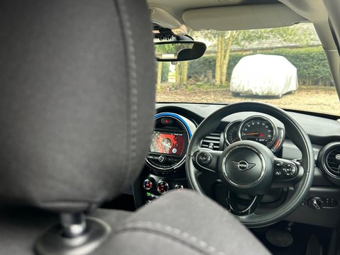 Mini Hatch 1.5 Cooper Classic Steptronic Euro 6 (s/s) 5dr 18