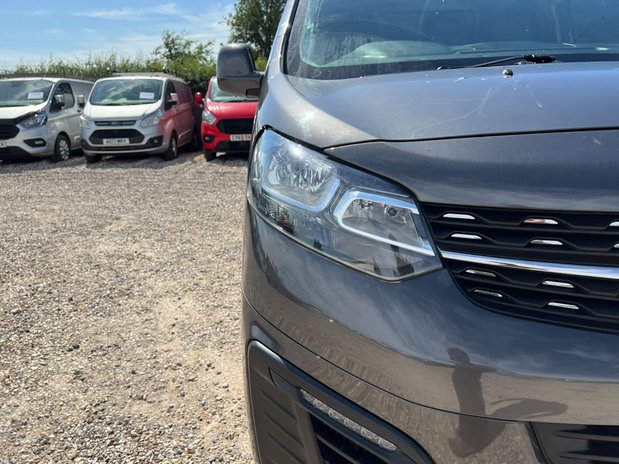 Vauxhall Vivaro SWB L1H1 Low Roof Sportive 2700 Air Con Sensors EURO 6 NO VAT 24