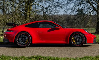 Porsche 911 GT3 (992) 3