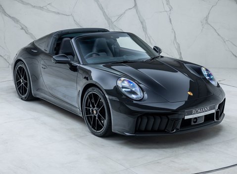 Porsche 911 Targa 4 GTS (992.2) 14