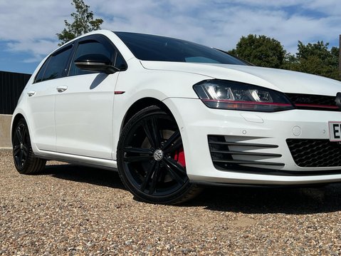 Volkswagen Golf GTI PERFORMANCE DSG 14
