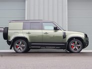 Land Rover Defender 110 BRAND NEW D350 HARD TOP X-DYNAMIC HSE GENUINE REAR SEATS FITTED  11