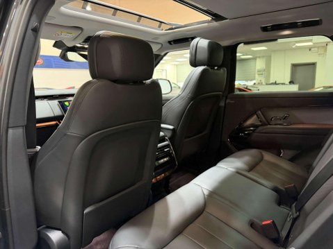 Land Rover Range Rover Sport 3.0 P440e 38.2kWh SE SUV 5dr Petrol Plug-in Hybrid Auto 4WD Euro 6 (s/s) (4 35