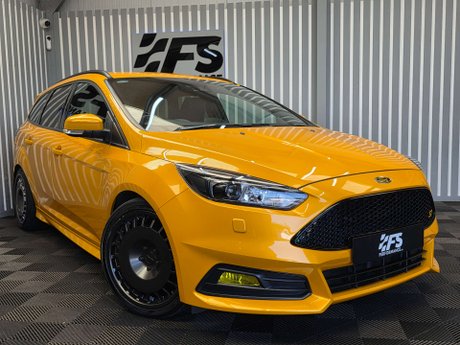 Ford Focus 2.0T EcoBoost ST-3 Estate 5dr Petrol Manual Euro 6 (s/s) (250 ps) 27