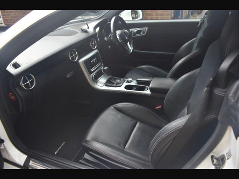 Mercedes-Benz SLK 2.1 SLK250 CDI AMG Sport Convertible 2dr Diesel G-Tronic+ Euro 5 (s/s) (204 5